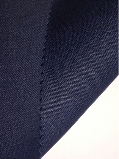 XX-FSSY/YULG  CVC 70/30 FR satin fabric 36S/2*12S/110*59 310GSM 側面照